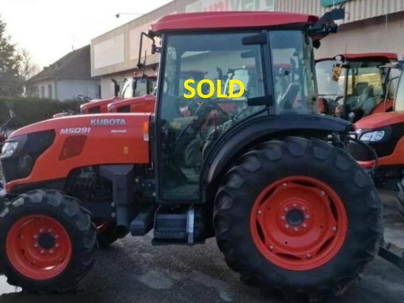 Kubota M 5091 Tractor 1